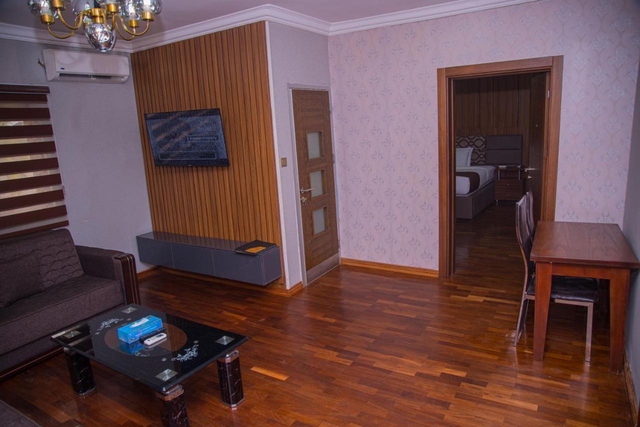 Mahogany Hotel And Suites Ibadan Luaran gambar