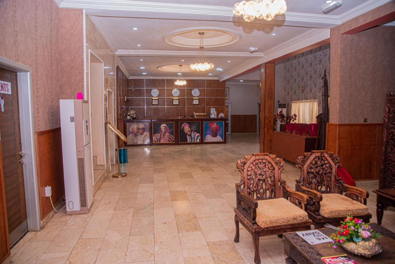 Mahogany Hotel And Suites Ibadan Luaran gambar